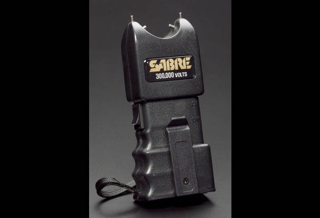 SABRE 300,000 Volts Stun Gun